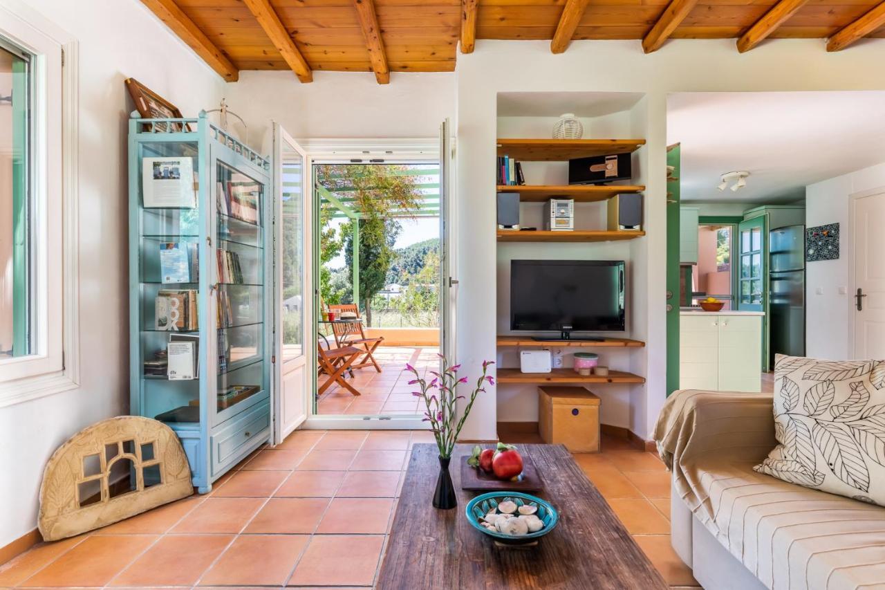 Вилла Myrto'S House At Agnontas Экстерьер фото