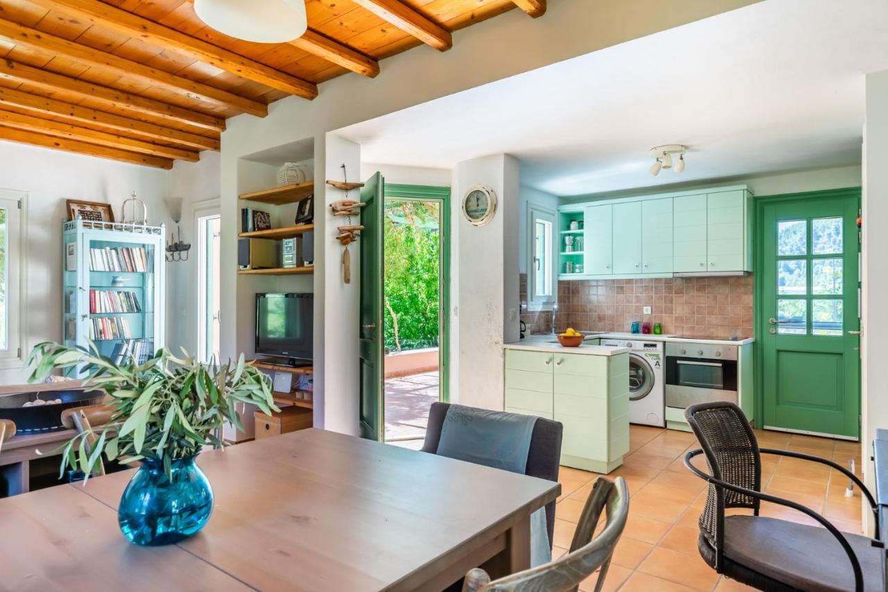 Вилла Myrto'S House At Agnontas Экстерьер фото